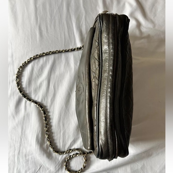 Vintage Chanel Quilted Front Pocket Camera Bag - Picture 5 of 10